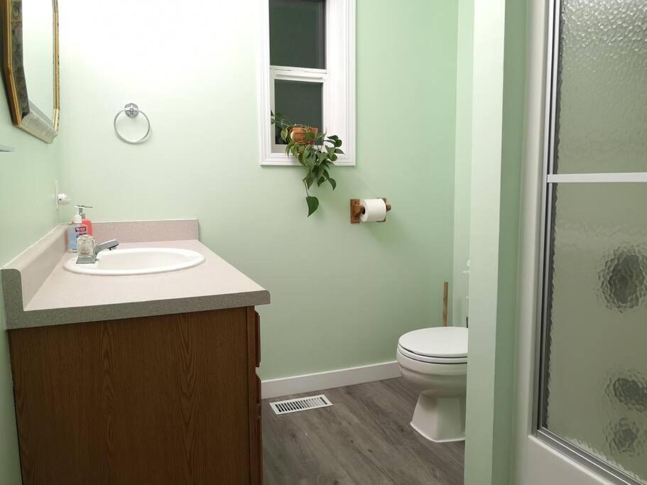 Countryroad Cozy 2Bedrooms Suite2 Nanaimo Exterior foto